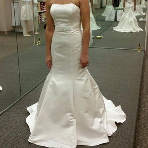 Size 8 wedding dress